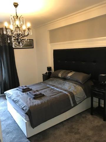 Sandy Pad'S Apartments Рил Екстериор снимка