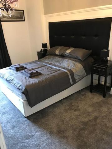 Sandy Pad'S Apartments Рил Екстериор снимка