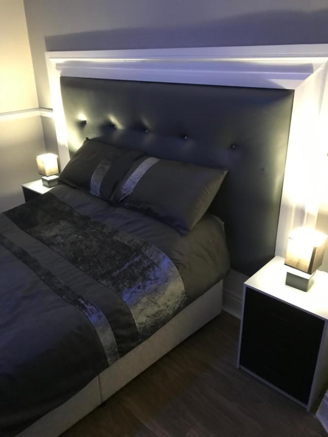 Sandy Pad'S Apartments Рил Екстериор снимка